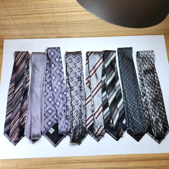Lot of Seven Neckties Mens Greys Blacks Purples Pinks Various Designs and Makers - Picture 7 of 13